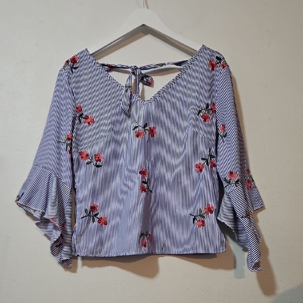 Elegant Floral Striped Blouse with Tie-Back